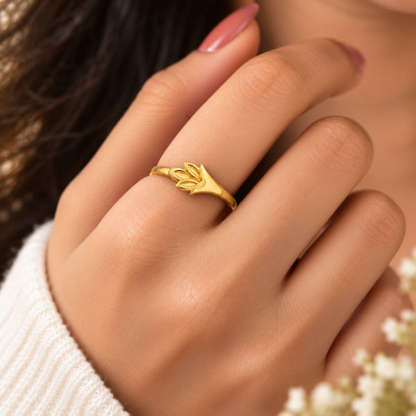 Florentine Engraved Chevron Band - Hand Wear View - SURIYAS