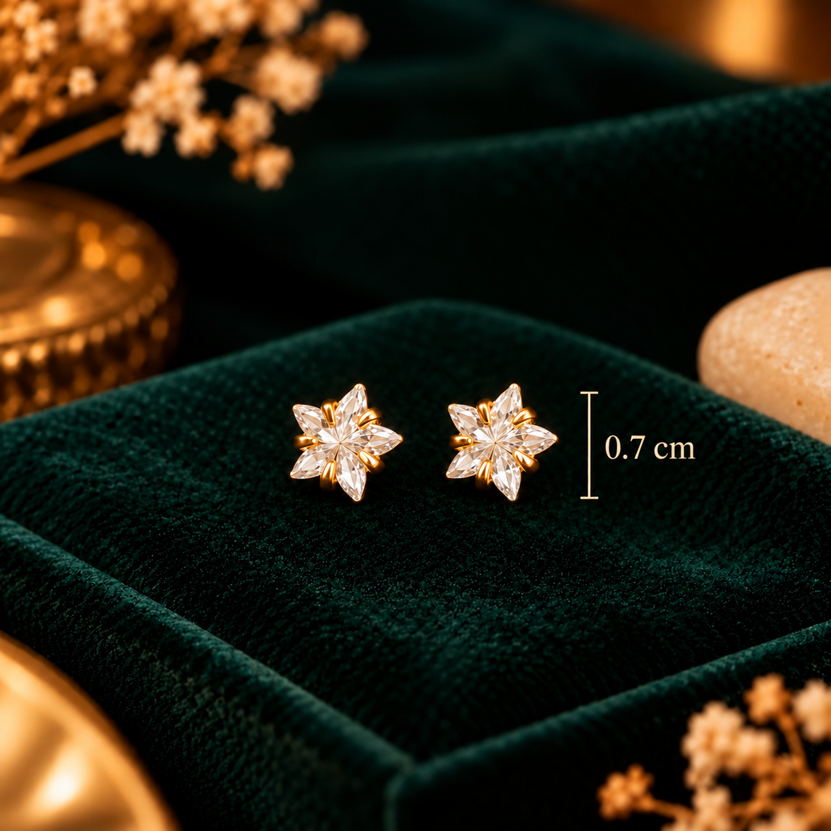 Crystal Star Stud Earrings - Dimensions and Scale Guide in Centimeters (cm) - SURIYAS Jewel Studio