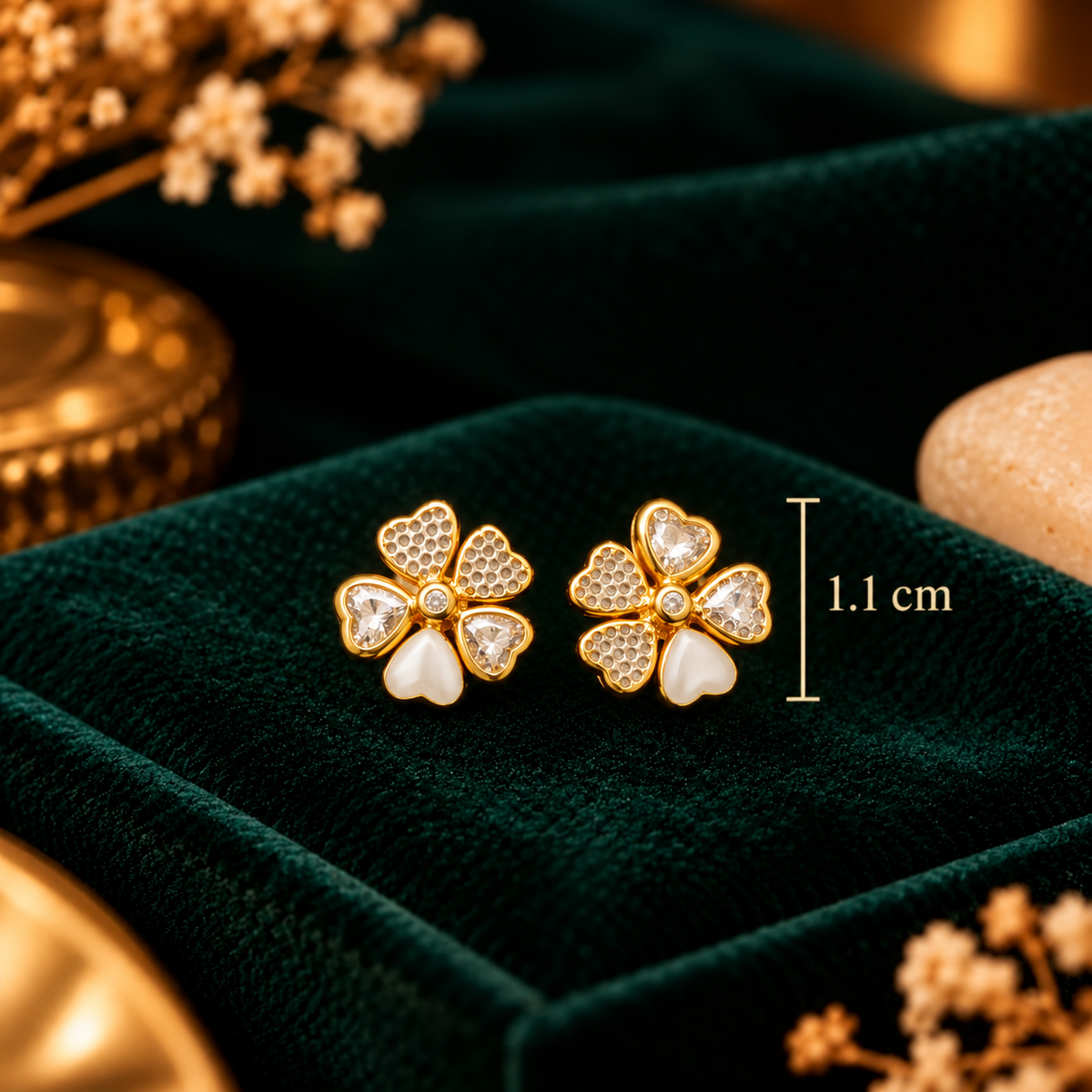 Aura Floral Clover Pavé Pearl Drop Earrings - Dimensions and Scale Guide in Centimeters (cm) - SURIYAS Jewel Studio